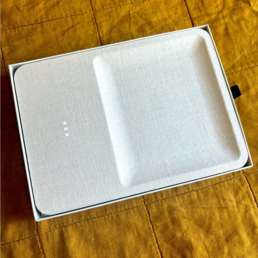 Courant Essentials CATCH 3 Phone Charger Tray NWOT